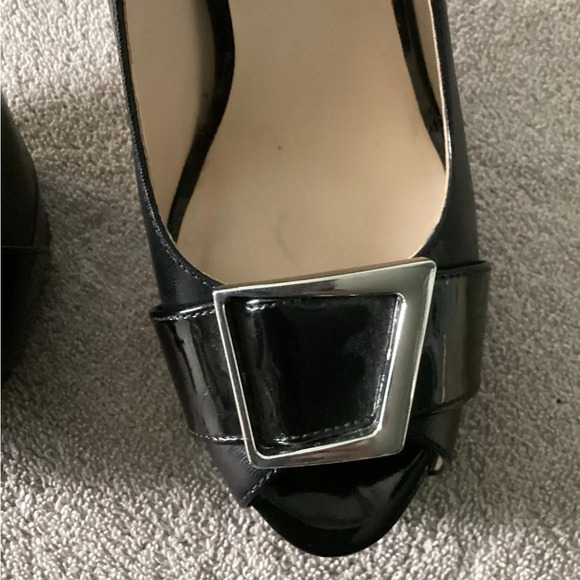 Nine West Black Leather Stilettos size 8 - Picture 2 of 8